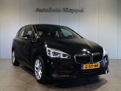 BMW 225