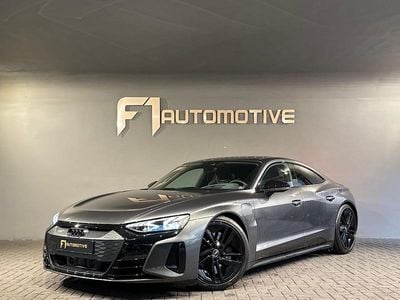 Grijs Gebruikt 2023 Audi e-tron GT quattro Business Sedan | € 79.900