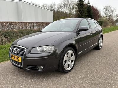 tweedehands Audi A3 Sportback 1.6 FSI Ambition Pro Line / 5-DEURS / AI