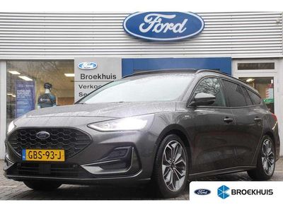 Grijs Gebruikt 2024 Ford Focus ST-Line X Stationwagen | € 28.900 (Iets duurder)