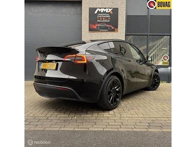 Zwart Occasion 2023 Tesla Model Y RWD SUV | € 32.890 (Eerlijke prijs)