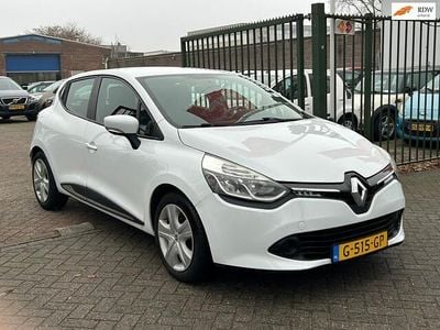 Wit Occasion 2015 Renault Clio IV Night&Day Hatchback | € 6.499 (Eerlijke prijs)