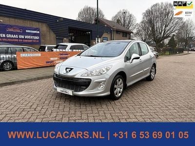 Grijs Occasion 2009 Peugeot 308 Hatchback | € 2.495 (Goede deal)