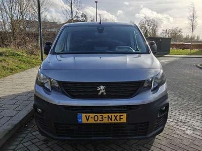 Occasion Peugeot Partner 102 PK (75 kW) 2022 Grijs MPV