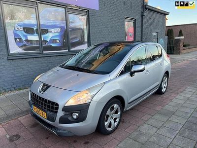 Grijs Gebruikt 2013 Peugeot 3008 Style MPV | € 4.900