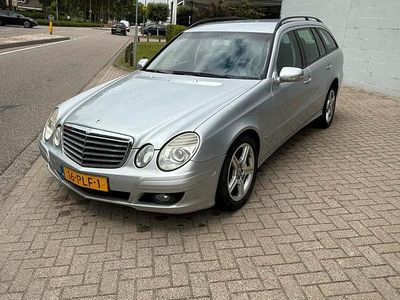 Mercedes E200