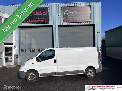 Wit Occasion 2009 Opel Vivaro MPV | € 1.650