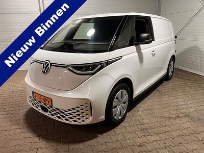 Wit (metallic) Gebruikt 2023 VW ID. Buzz Edition MPV | € 33.450 (Goede deal)