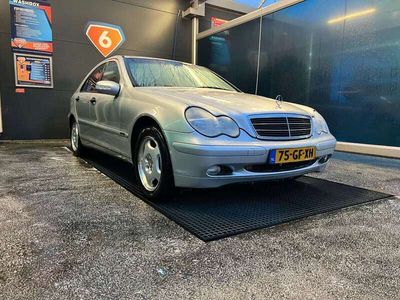 Mercedes C180