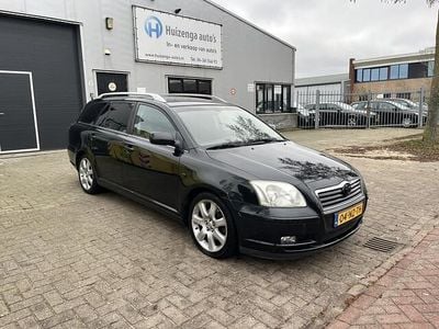 Zwart Occasion 2004 Toyota Avensis Luna Hatchback | € 1.950 (Goede deal)