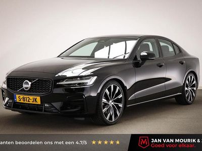 Zwart Gebruikt 2023 Volvo S60 Plus Sedan | € 35.195 (Eerlijke prijs)