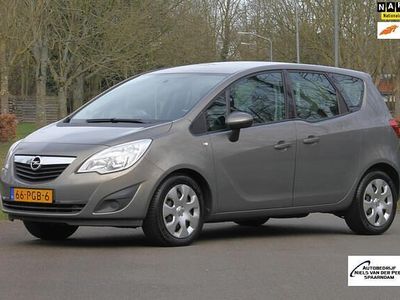 Bruin (metallic) Occasion 2011 Opel Meriva Edition MPV | € 4.995 (Eerlijke prijs)