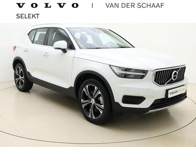Wit Gebruikt 2021 Volvo XC40 Inscription SUV | € 28.500 (Eerlijke prijs)