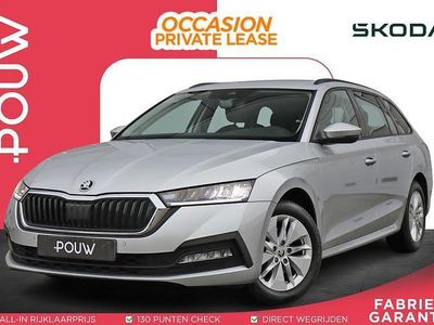 Grijs Occasion 2023 Skoda Octavia Ambition Stationwagen | € 22.450 (Eerlijke prijs)
