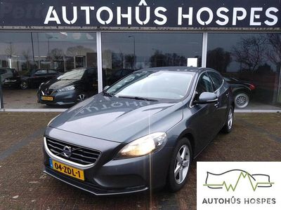 Grijs Gebruikt 2012 Volvo V40 Momentum Hatchback | € 5.250 (Eerlijke prijs)