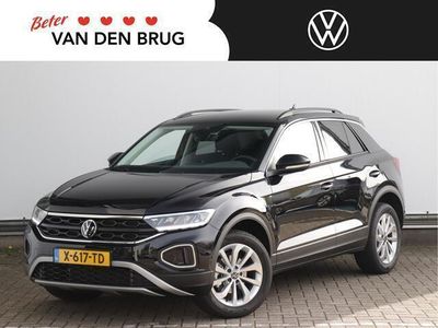 tweedehands VW T-Roc 1.0 TSI Life Edition 110pk | Keyless | Navigatie |