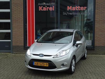 tweedehands Ford Fiesta 1.25 Ghia *XENON* *CLIMATE CONTROL* *NETTE AUTO*