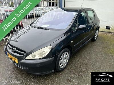 tweedehands Peugeot 307 1.6-16V Gentry Apk 04-2025