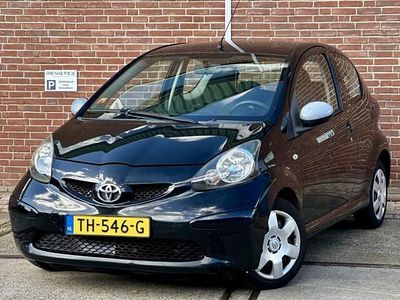 Zwart Gebruikt 2007 Toyota Aygo Hatchback | € 1.950 (Eerlijke prijs)
