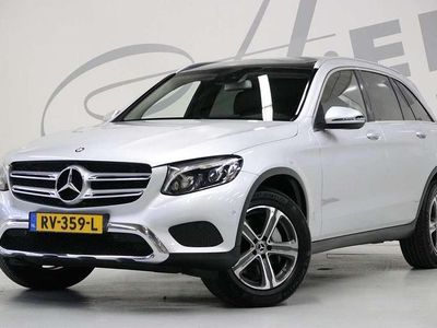 Grijs Occasion 2017 Mercedes GLC220 Business SUV | € 21.650 (Eerlijke prijs)