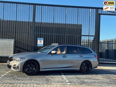 Occasion BMW 330 Executive 291 PK (214 kW) 2022 Grijs Stationwagen