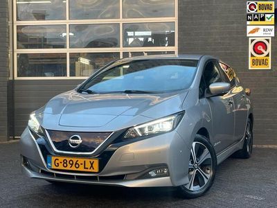 tweedehands Nissan Leaf Tekna 40 kWh €2000- subsidie Navi Leder Apple