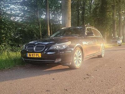 BMW 525