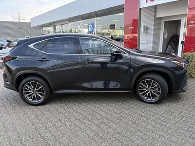 Zwart Gebruikt 2025 Lexus NX450h+ Luxury Line SUV | € 54.900 (Eerlijke prijs)