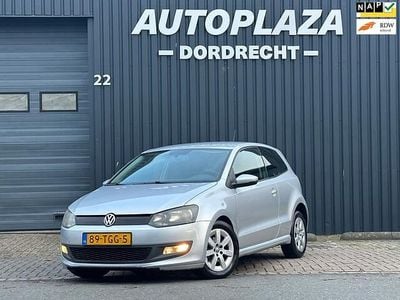 Grijs Gebruikt 2012 VW Polo Comfortline Hatchback | € 2.275 (Goede deal)