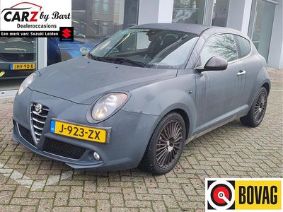 Grijs Gebruikt 2015 Alfa Romeo MiTo Exclusive Hatchback | € 9.445 (Iets duurder)