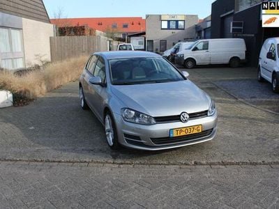 Grijs Gebruikt 2015 VW Golf VII Highline Hatchback | € 9.999 (Goede deal)