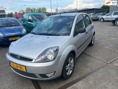 tweedehands Ford Fiesta 1.4-16V First Edition Inruil Mogelijk