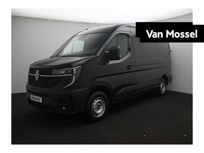 Zwart Gebruikt 2024 Renault Master Van | € 41.150 (Duur)