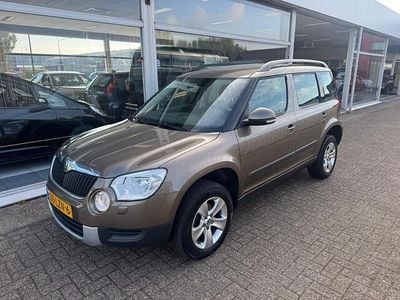 Bruin Gebruikt 2010 Skoda Yeti Ambition SUV | € 6.499 (Eerlijke prijs)
