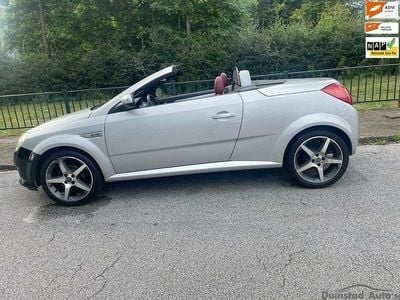 Grijs Occasion 2007 Opel Tigra Sport Cabriolet | € 799