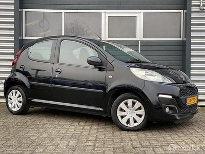 Occasion Peugeot 107 Active 68 PK (50 kW) 2012 Zwart (metallic) Hatchback
