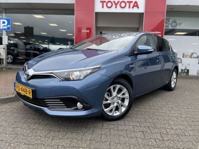 Toyota Auris Hybrid