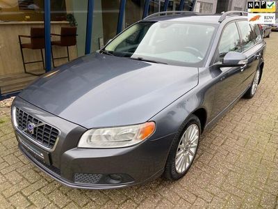 tweedehands Volvo V70 2.5T Momentum NL AUTO / LEER / NAVI