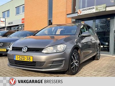 Occasion VW Golf VII Trendline 105 PK (77 kW) 2014 Grijs Hatchback