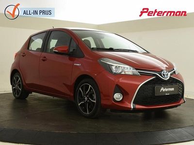Rood Gebruikt 2016 Toyota Yaris Design Hatchback | € 11.899 (Eerlijke prijs)