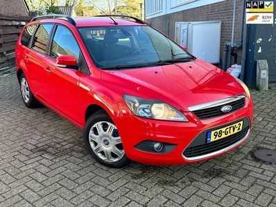 tweedehands Ford Focus Wagon 2.0 TDCi Titanium luxe uitvoering rijd en schakelt top !