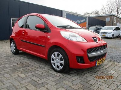Occasion Peugeot 107 68 PK (50 kW) 2011 Rood Hatchback