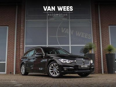 Zwart Occasion 2018 BMW 318 Executive Stationwagen | € 18.450 (Eerlijke prijs)