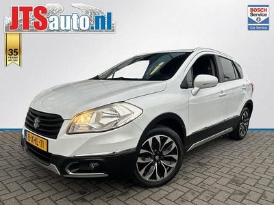 Wit Gebruikt 2014 Suzuki SX4 S-Cross Exclusive Hatchback | € 9.440 (Eerlijke prijs)