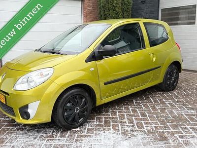 Geel Occasion 2009 Renault Twingo Authentique Hatchback | € 1.599 (Eerlijke prijs)