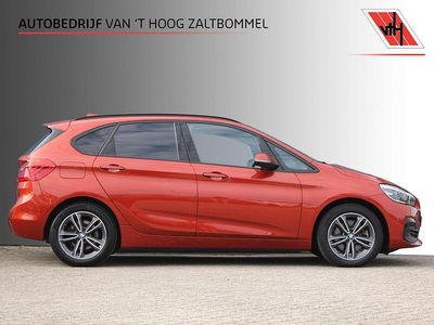 Oranje Gebruikt 2019 BMW 225 Active Tourer Executive MPV | € 19.890 (Eerlijke prijs)