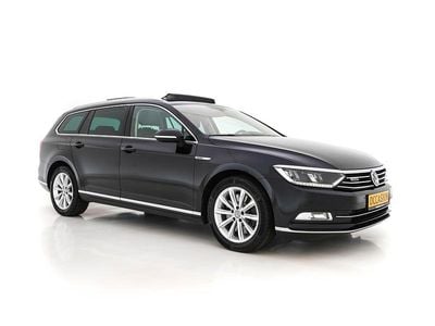 Deep black perleffekt (zwart metallic) Occasion 2017 VW Passat Comfortline Stationwagen | € 15.945 (Duur)
