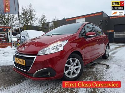 Rood Occasion 2015 Peugeot 208 Premium Hatchback | € 5.900 (Eerlijke prijs)