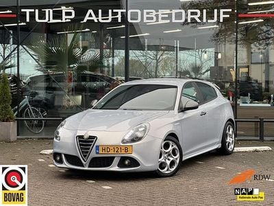 Wit Gebruikt 2015 Alfa Romeo Giulietta Sprint Hatchback | € 13.490 (Eerlijke prijs)