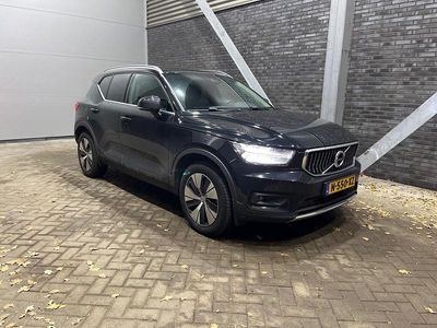 Zwart Gebruikt 2021 Volvo XC40 Momentum SUV | € 24.600 (Goede deal)